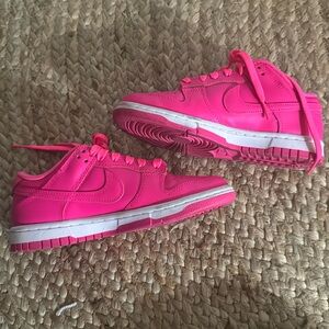 Nike Dunk Low “Hot Pink” sneakers